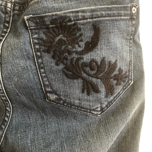 Kensie Jeans Blue Embroidered Skinny Jeans - Picture 5 of 10
